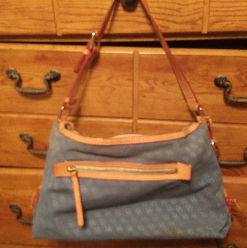 Dooney & Bourke Handbag